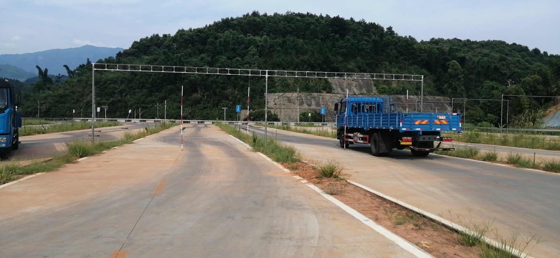 深圳罗湖南山宝安福田SUV陪驾新手有证上路SUV陪练教练一对一练车-淘宝网