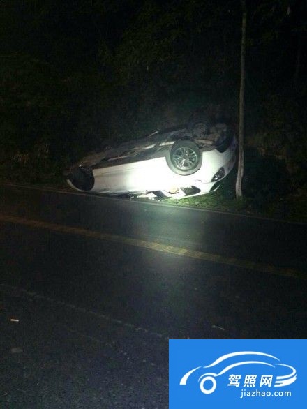 杭州革命烈士纪念馆车祸 用户为70码事件主角胡斌