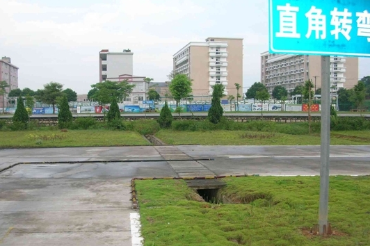直角转弯考试方法及扣分标准