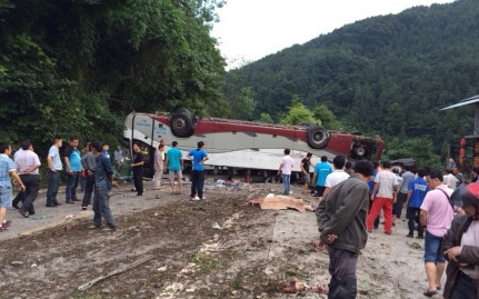南靖旅游大巴车祸 肇事者被刑拘