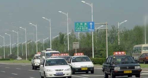 路考中的刹车有什么方法