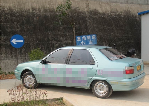 窄巷直角转弯机会学会方法