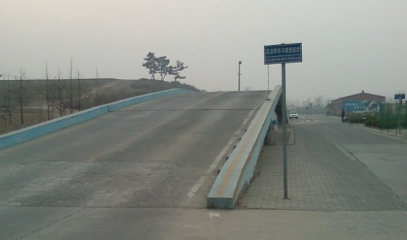 坡道起步怎么样不溜车