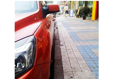 2015科目三靠边停车30公分方法