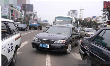 小白开车变道方法