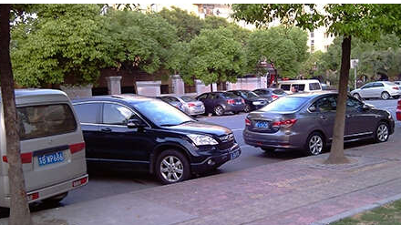 怎么样在路边安全停车