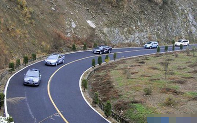 山路驾驶方法  山路开车需要注意的地方