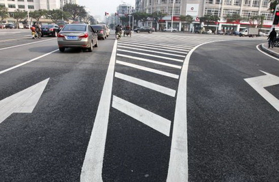 开车上路什么路口不可以掉头