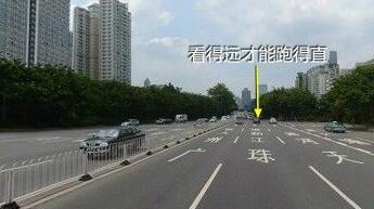 科目三维持直线行驶的方法