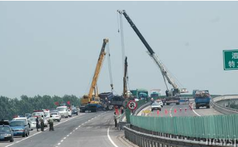 高速路上什么地方容易发生交通事故