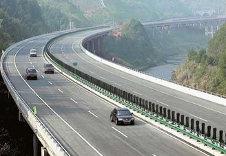 高速公路驾驶应该注意那些细节