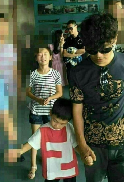 王宝强离婚引发车祸事件