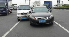 行车过程中什么车不可以跟