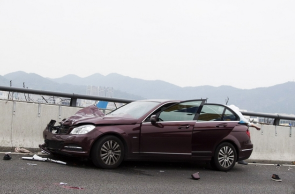 驾驶汽车遭遇紧急状况处置方法