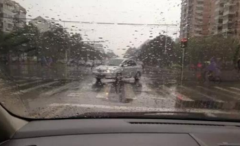 下雨天开车方法及需要注意的地方
