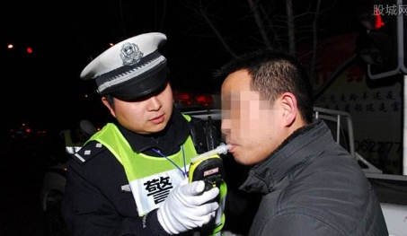2017喝酒后多长时间可以开车