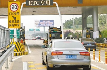 高速行车安全常识 高速行车需要注意的地方