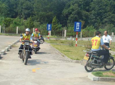 摩托车驾驶证如何考2016