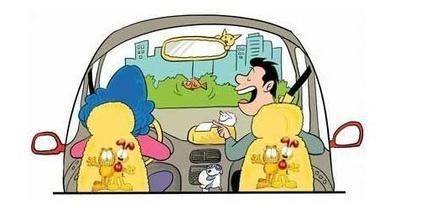 如何清理车漆上的胶