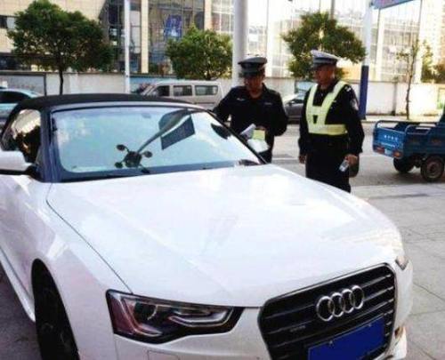 满足这几个方面,驾驶证终生免年检