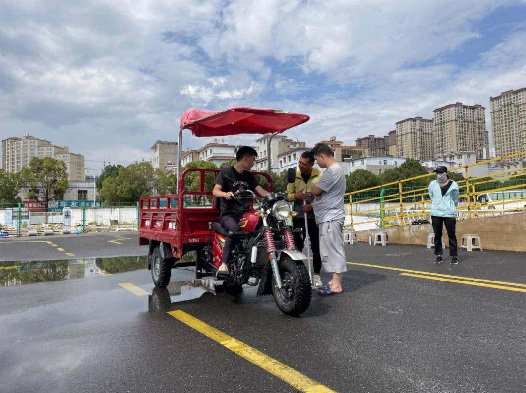 重庆极速摩托车驾校